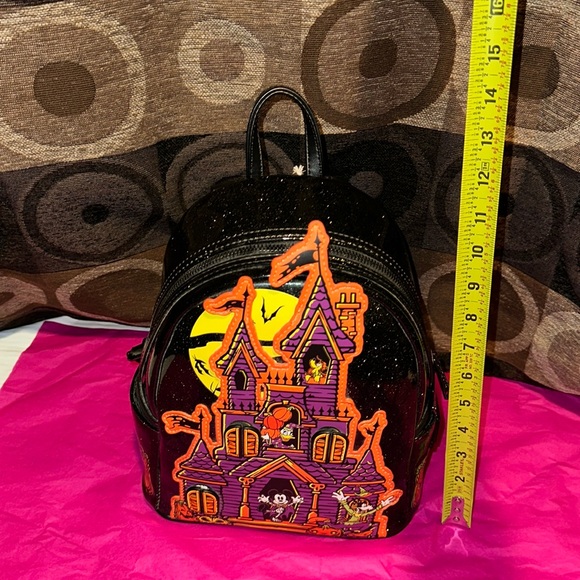 DISNEYPARKS EXCLUSIVE Glow In The Dark Skeleton Mickey Halloween Backpack main image 7